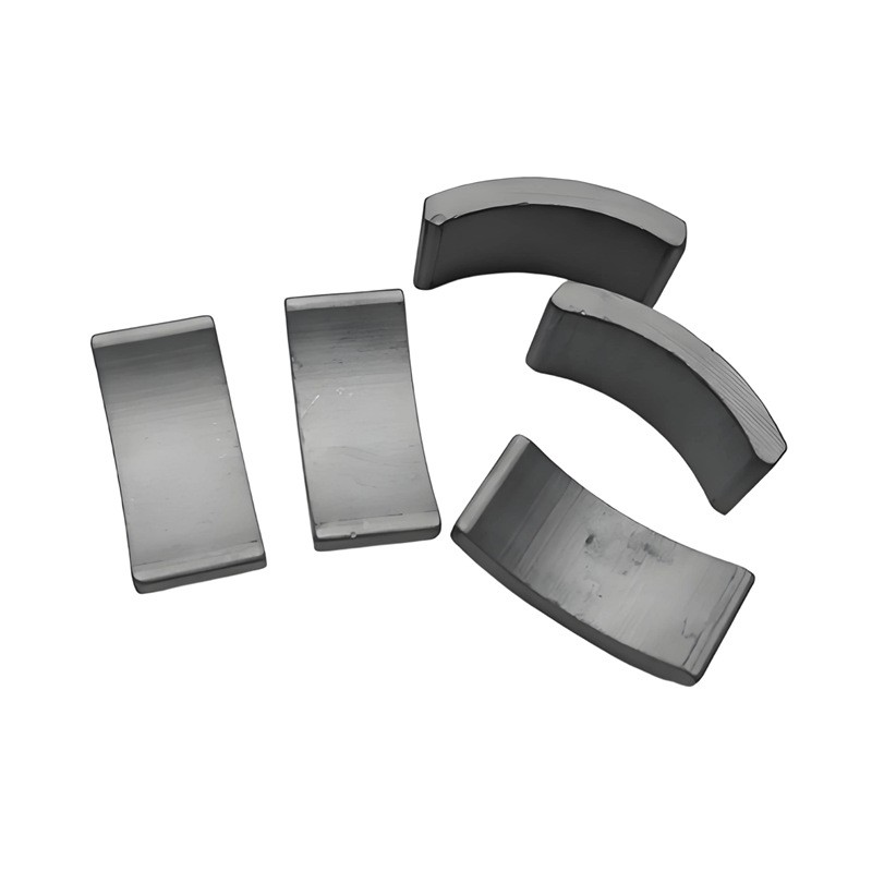 SUV loga pacelšanas motora magnēts